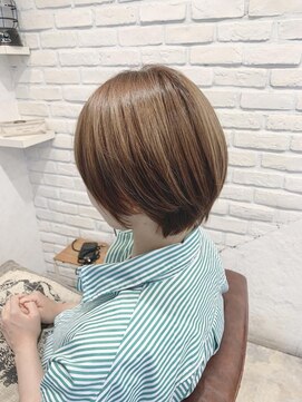 マジック(MAGIC) 【MAGIC 小名木】丸みショート＆ベージュカラー