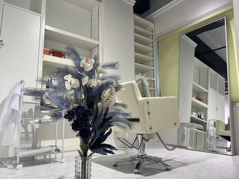 ティル(t/lu)の写真/【大分駅徒歩5分/25時迄】個室完備☆上質なSalonTimeをあなたに【髪質改善/韓国/羽エクステ/エルエクステ】
