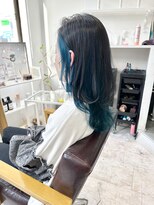 ヘアメイク ハピッシュ(hair make Happysh)&nbsp;ロングレイヤー×インナーターコイズ