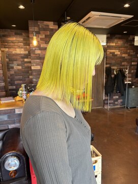 レオクマ(REOKUMA) イエロー/黄色/個性的/切りっぱなしボブ