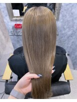 ライオット(RIOT) ミルクティーグレージュ