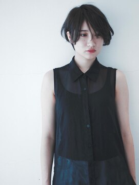 ココ 本八幡(KOKO) 黒髪クラゲヘアーオリーブグレー小顔ココアベージュショート