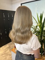 リトバイプティパ(Lit by petit-pas) ミルクティーカラー