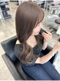 ヘーゼルブラウン/透明感カラー/ミディアムロング/前髪カット