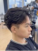 曲がる縮毛矯正で作るフェザーショート