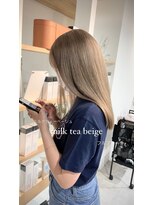 フリーク(FLEEK)&nbsp;ミルクティーベージュ　ブリーチ2回　ラテカラー