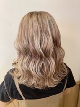 ユキオグループ グラン(yg GRAN) 韓国風◎ハイトーンレイヤー×ヘーゼルベージュ