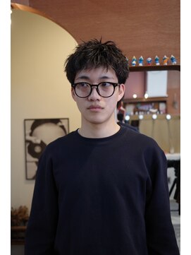 エディ(Edy) メンズスパイキーショート刈り上げツイストピンパーマ眉毛カット