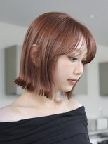 オーラ オモテサンドウ(Aura omotesando)&nbsp;ぷつっとラインのタッセル外はねボブ