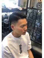 ヒロザバーバー(HIRO THE BARBER)&nbsp;濡れパンチ × フェード