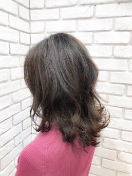 レガロ(REGALO) 【リアルサロンワーク】デザインカラー×ミディレイヤー