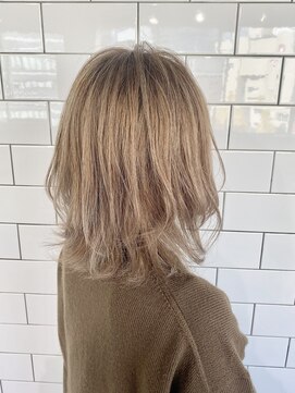 ブルー(BLUE) 《Blue川名★》#透明感たっぷり#ミルクティーグレージュ