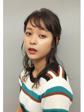 バッカ(BACCA) ハーフアップお団子アレンジ(末松)