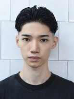 メリケンバーバーショップ コウベ(MERICAN BARBERSHOP KOBE)&nbsp;スーツ短髪ツーブロック束感モテる黒髪シークレットパーマ流行v8