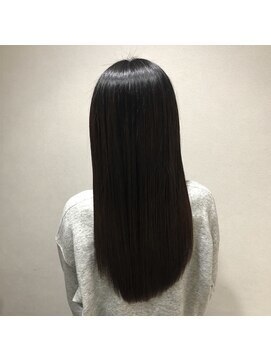 イーチエフ(each f.) 【山田紗羅】ツヤサラロング