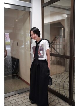 サリ(SARY) ショートヘアと縮毛矯正