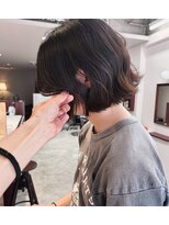 ルックアット(Look at)&nbsp;【Look at】20代30代40代ウェーブボブ切りっぱなし外ハネ