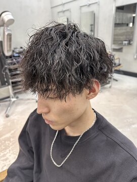 ネオン(NEON) ツイストスパイラルパーマ