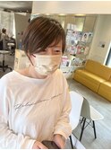 大人の女性のナチュラルショート