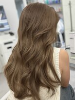 アマトウキョウスマートサロン(AMA TOKYO×Smart Salon)&nbsp;ヘーゼルベージュ　ブリーチなし　レイヤーカット　海外風