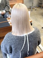 ヤーン(yarn.) まろやかホワイトベージュ【赤堀友哉】