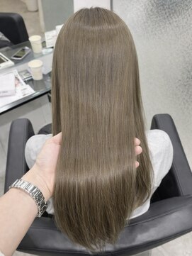 リリー バイ アオ(Lilly by AO) ブリーチなしダブルカラー×オリーブグレージュ