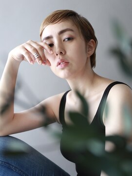 ザビー(THE B) GEL×ショートヘア