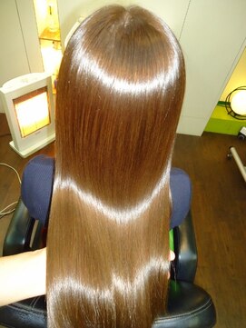 エムスリーディーミュゼステージ(M3D) ピコカラー＆トリートメント＆カット