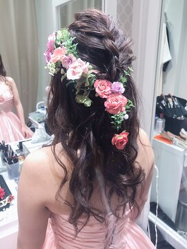 ブラウ ネイル パーティー(Blau Nail Party) 甘めキュートハーフアップ