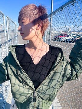 フェーディン(fa/din) ブロンドハイトーンベージュ×ショート