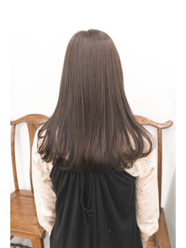 シカ(sica) ブリーチなしのベージュブラウンカラー