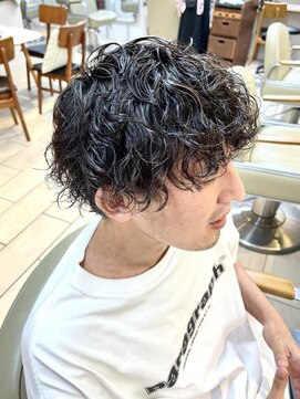 テトラ バイ ネオリーブ 横浜西口店(tetra by neolive) メンズパーマ ツイストスパイラルパーマ