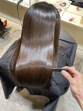 ロロ(ro-ro) 【恵比寿 ro-ro】鶴田特製髪質改善トリートメント