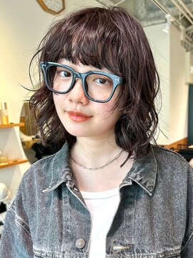 ノイカーム(noi Calm) 顔周りレイヤーカットグレージュカラーくびれボブショートカット