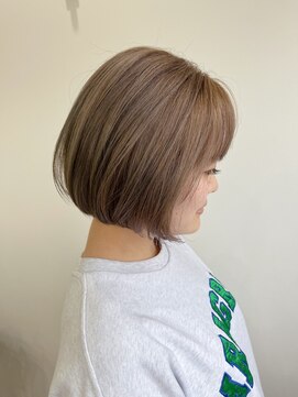 マルコ(marco) ミニボブ/ミルクティーベージュカラー