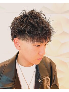 銀座マツナガ 浅草店 ツイストスパイラル×テーパーフェードスタイル