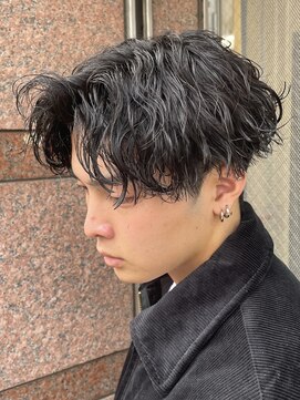 キングオブヘア バイ ノイズ 梅田茶屋町店(KING of hair by NOISM) 波巻きスパイラルパーマツイストスパイラルパーマアップバング
