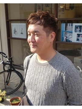 ヒカリス 東三国(HIKARIS) 笑顔溢れるくせ毛カット/ツーブロック/カールメンズカット