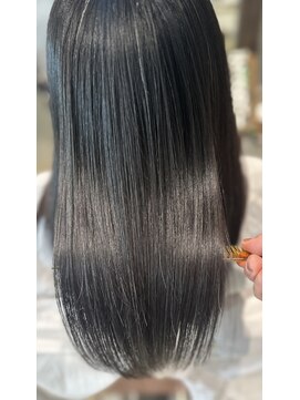 フィエスタ(Fiesta) 髪質改善/縮毛矯正/美髪/艶髪/髪質改善トリートメント/三国ヶ丘