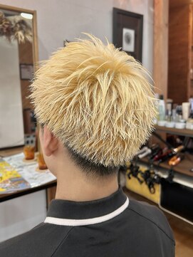 ブリッジ(BRIDGE) Wブリーチ×スパイキーショート