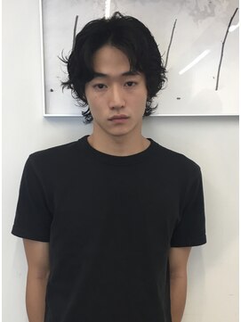 アンダーカレント(undercurrent) 適当でかっこいいしっかりカールのメンズパーマ