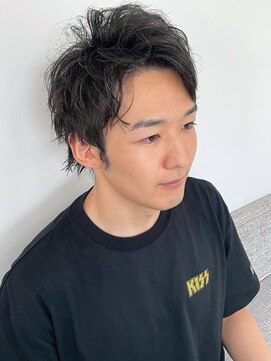 ラギッド 大野城店(RUGGED) ツイスパ ツーブロック アップバング 黒髪 メンズパーマ