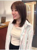 レイヤーカット アッシュブラウン 顔周りカット 透明感カラー 