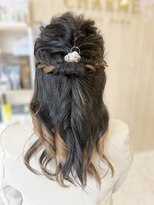 シャルム(CHARME)&nbsp;可愛いハーフアレンジ・に合わせ魅力を引き出すヘアセット