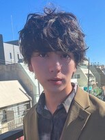 エルマノ 仙川(L mano) 〈k13〉メンズパーマブリーチフェードツーブロックスパイラル