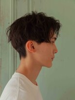 シンシ(Cinci)&nbsp;緩めアップバングパーマ