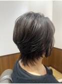 白髪ぼかしハイライト×くびれショートレイヤー