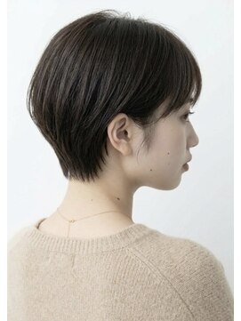 レウナ 外苑前(Reuna) 30代40代大人可愛いショート　大人ショート　耳かけ