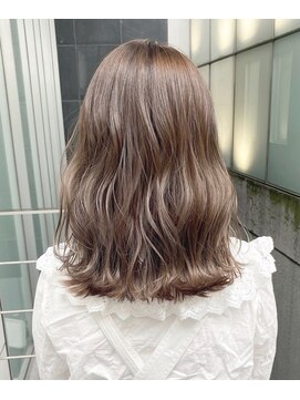 ティエラ 原宿 表参道(Tierra) <Tierra宮崎直哉>ハイグレージュ　イルミナカラー