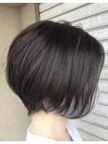 フラバー(flover)&nbsp;【Miyuki】襟足すっきり長めバングピタッとショート